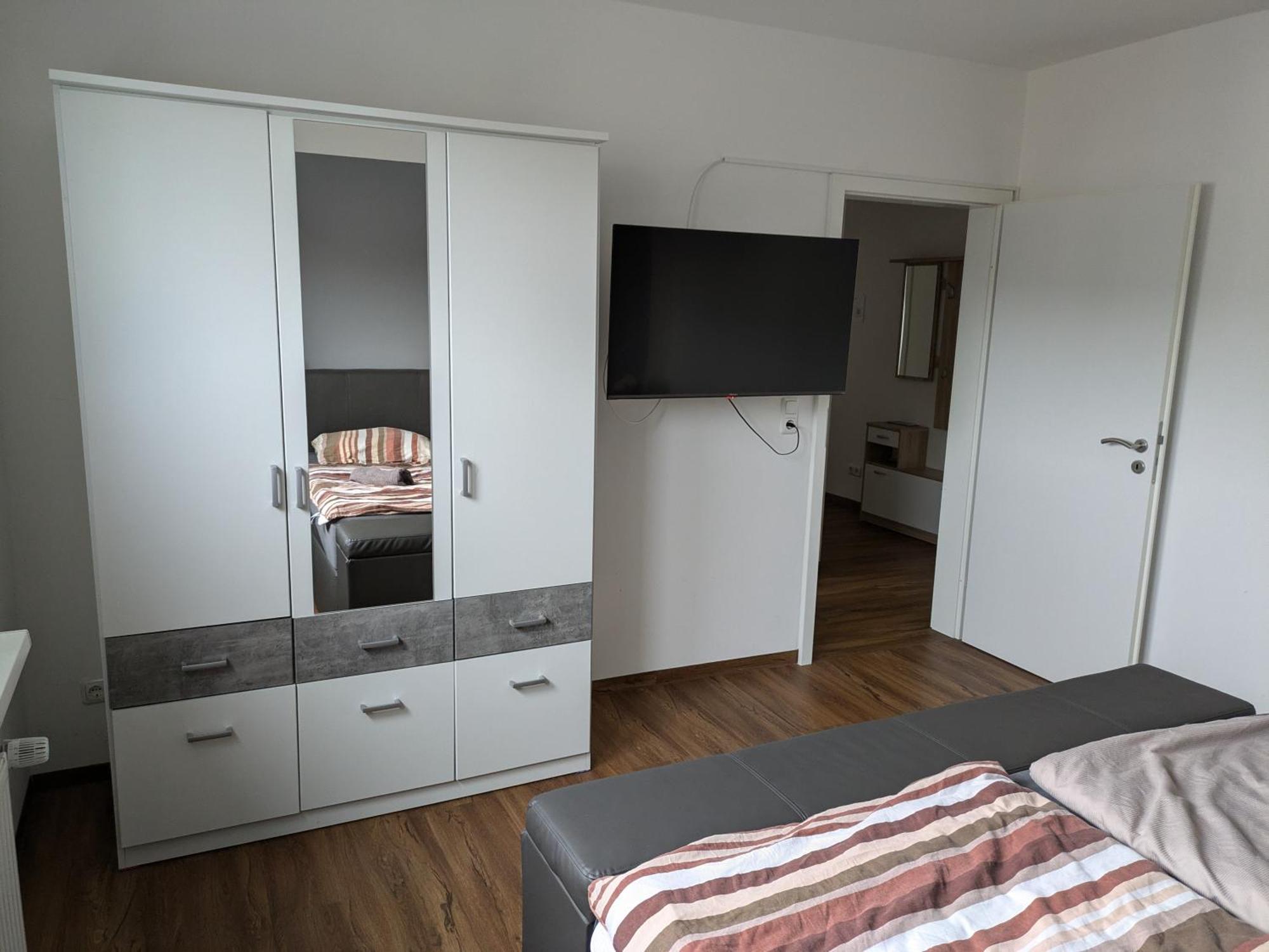 Schoene Einfache Ferienwohnung Zwischen Stadt Und Meer Wilhelmshaven Exterior photo