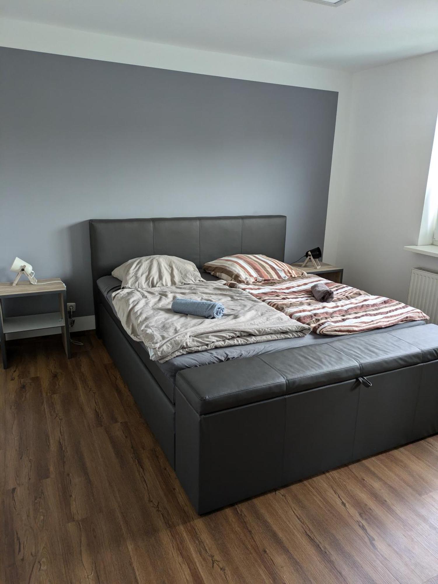 Schoene Einfache Ferienwohnung Zwischen Stadt Und Meer Wilhelmshaven Exterior photo